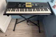 Yamaha Keyboard and Stand