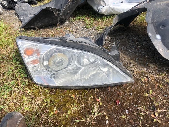 ford mondeo headlight
