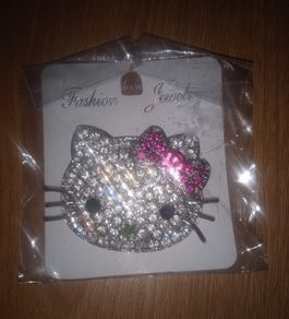 Hello Kitty broach
