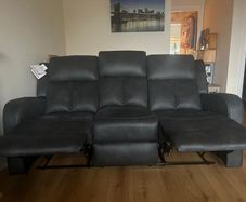 Recliner sofa