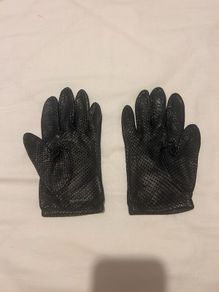 leather gloves