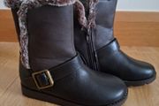Girls Winter boots brand new with tags size 11 RRP 35 euro