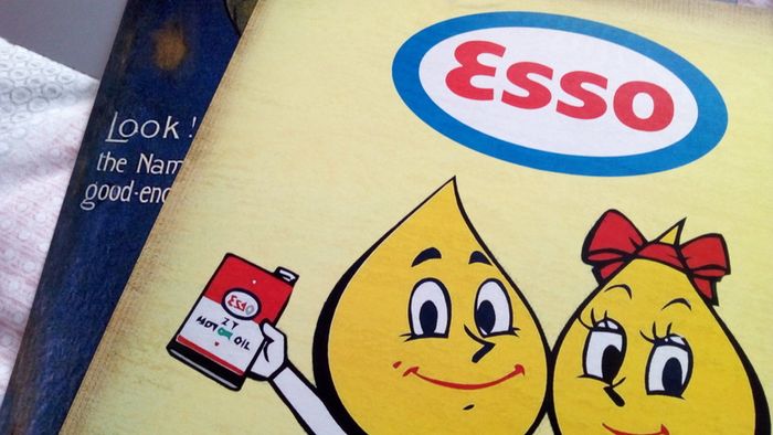 Esso classic car poster Castrol Wakefield oil large poster