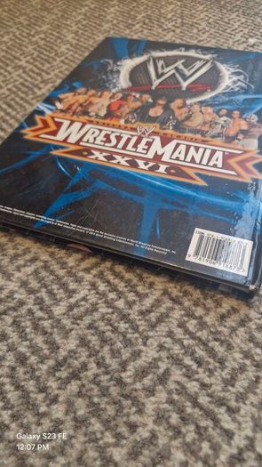 2015 WWE WrestleMania XXX (30) Official Annual - Hardcover - Centum Books Ltd