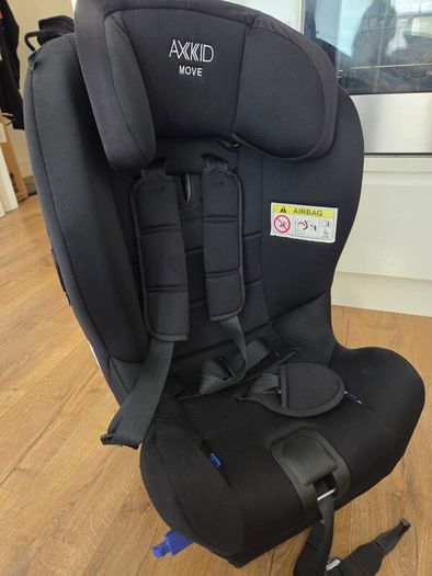 Axkid Move Car Seat