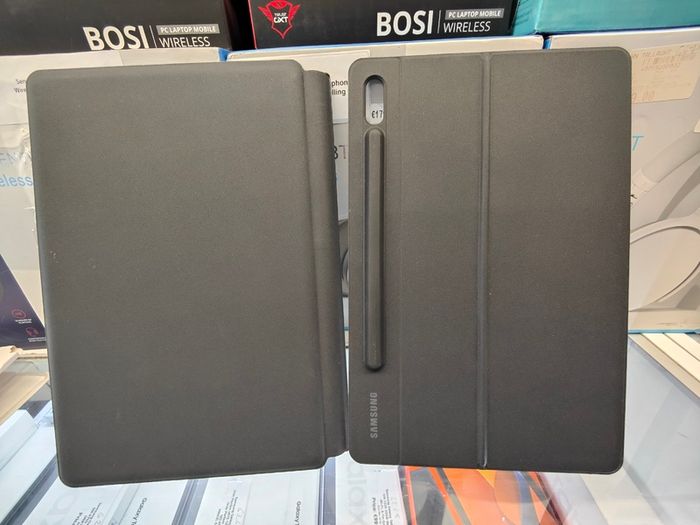 Original Samsung Galaxy Tab S7 , S8 Slim Book Cover Keyboard (Used)