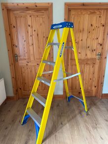 Step ladder