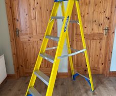 Step ladder