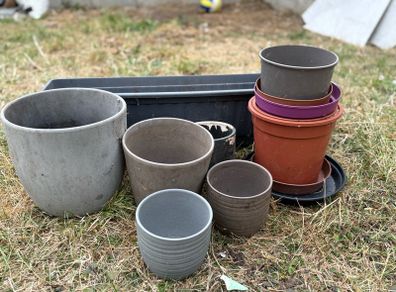 pots