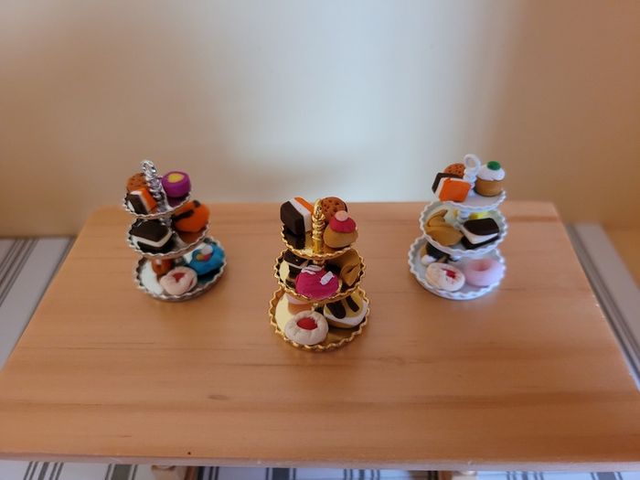 Dolls house tableware - plates, cutlery, glasses and more
