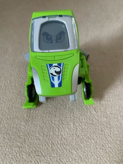 3x transformers  switch and go dino witch sounds and lights   Excellent condition like new  Perfect working order