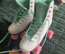 skates