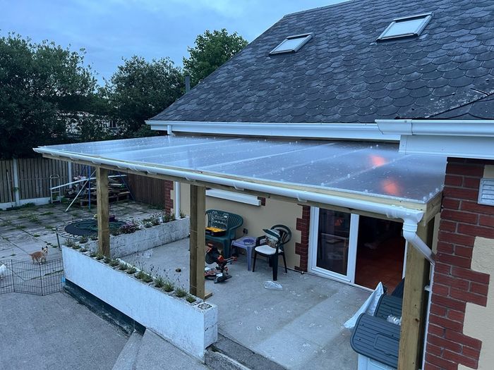 Pergola / lean to house / side passage roof