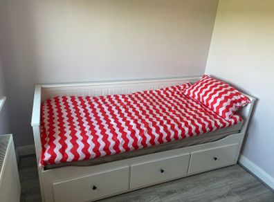 Ikea Hemnes Day Bed
