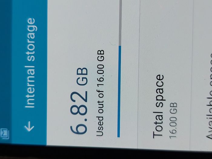 Samsung Galaxy S5, 16GB HDD, 4GB Ram,  3 network possibly, excellent cosmetic condition and working fine
