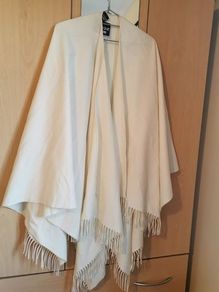 BNWT - Boutique Moschino 100% merino wool Poncho / Shawl