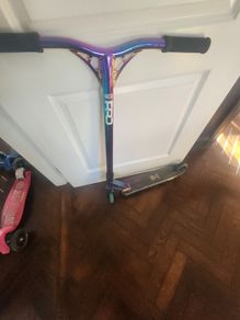 Kids stunt scooter