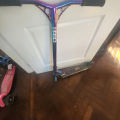 Kids stunt scooter