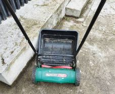 Push Lawnmower