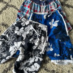 Swim shorts