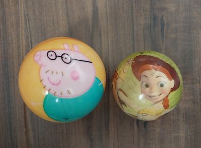 2 Bouncy Balls