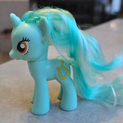 Lyra Heartstrings Brushable 3inch MLP G4 My Little Pony