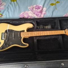 Fender Strat