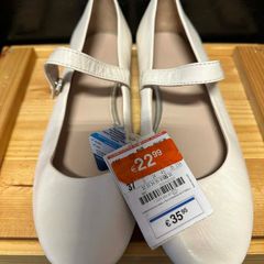Girl Shoes size 4