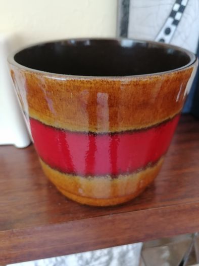 Vintage West german planter