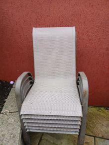 4 garden chairs