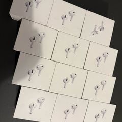 Airpod pro 3rd Generation 2025 (IRISH STOCK) Brand New Sealed 1 year Apple Warranty RECEIPT .