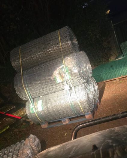 100 meter rolls of Horse wire
