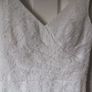 Size M / 12 Ivory Lace Wedding Dress Image 6