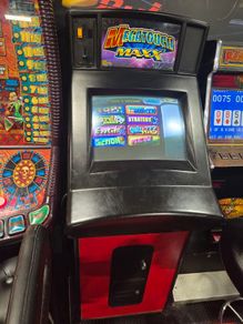 Megatouch maxx arcade machine