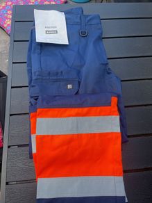 Road Safety trousers size C54 (UK38)