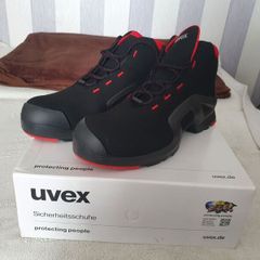 safety boots