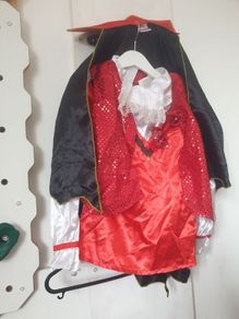 dracula costume halloween