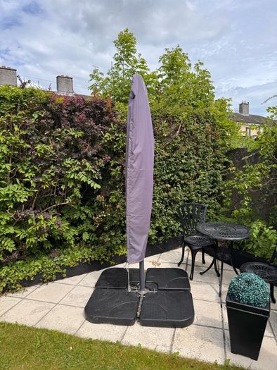 Large parasol with base