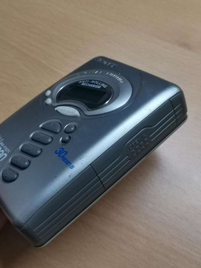 SONY WM-FX271 Walkman Cassette Player