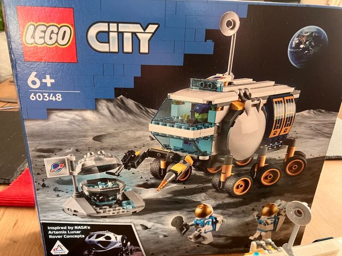 Lego City Lunar Roving Vehicle 60348