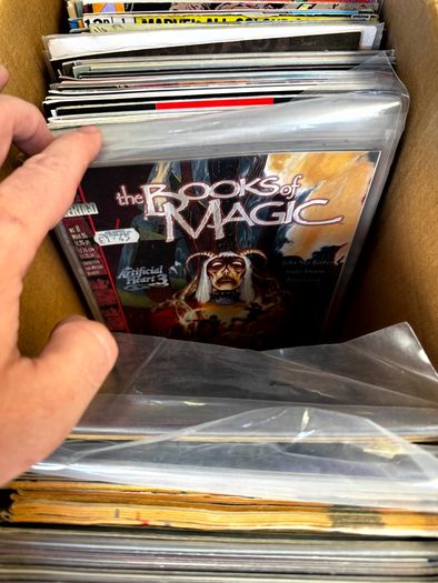 DC, Marvel Long Comic Box w 290 comics for Sale