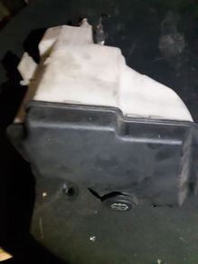Bmw 3 Series E46 98-05 Windscreen Washer Bottle And Pump Part Number 7007970