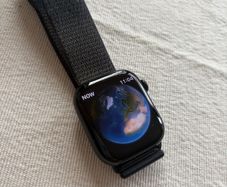 Apple Watch Series 10 (42mm) Jet Black Aluminium
