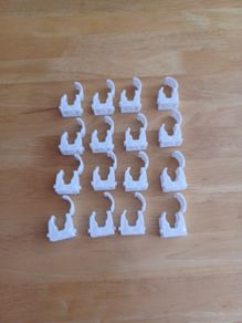 15 mm hinged pipe clips