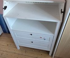 IKEA SUNDVIK changing table