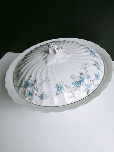 Myotts "Sound of Music" Lidded Tureen