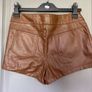 ladies shorts Image 3