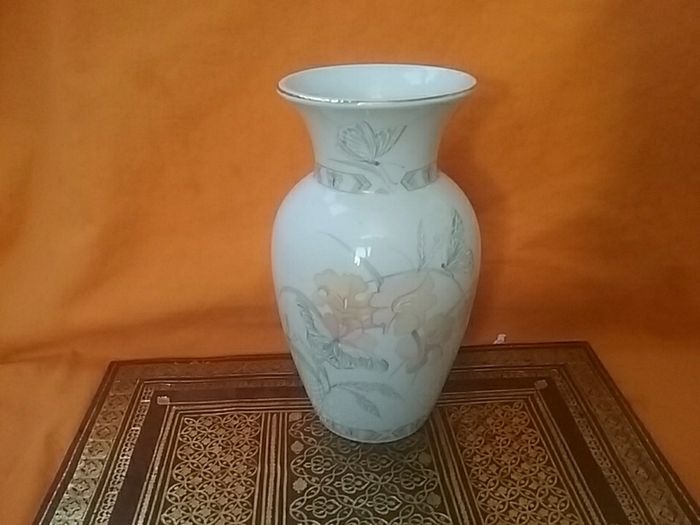 Royal Winton flower vase