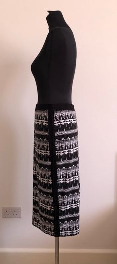 Oasis skirt - sz 12