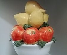 Capidemonte Style Fruit Pyramid
